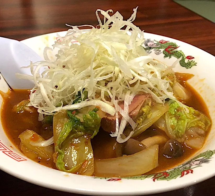 晩ごはん⭐️⭐️⭐️
渓谷ラーメン🍜今日からダイエット。半ラーメンﾊｧｧｧｰｰｰｰｰﾝwwwwww|ぽんたさん