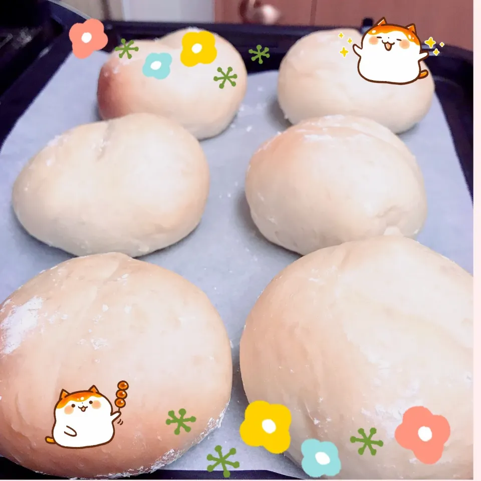 Snapdishの料理写真:ひなまるさんの料理 天使の白パン
甘酒バージョンにて〜〜🍒|えいぽんさん