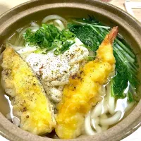 Snapdishの料理写真:鍋焼きうどん|Daisuke Mei Morideraさん