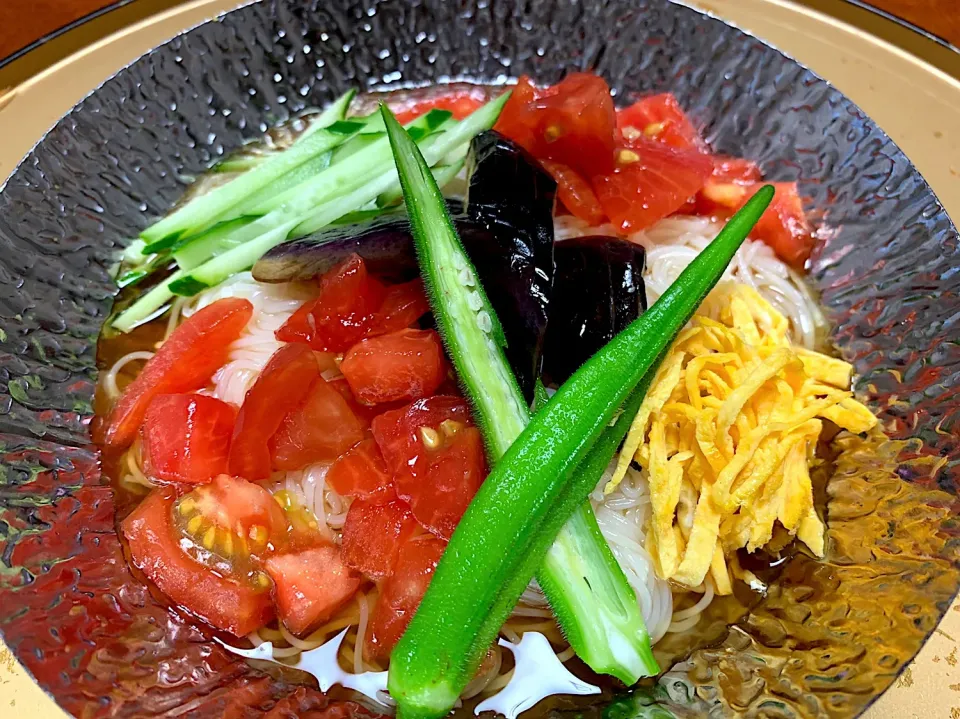 Snapdishの料理写真:揚げなすのトマトだれそうめん|ｋｚｓｙｋさん