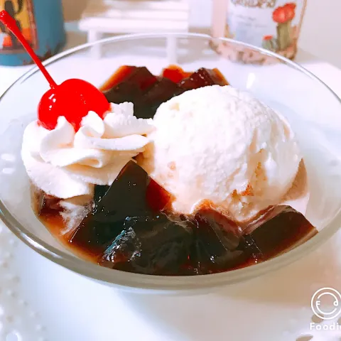 「UCC上島珈琲 / 職人の珈琲　ミルクに最適」を使ってみたSnapdishの料理・レシピ写真:✨Coffee jello and ice cream ✨
 コーヒーゼリー&バニラアイス