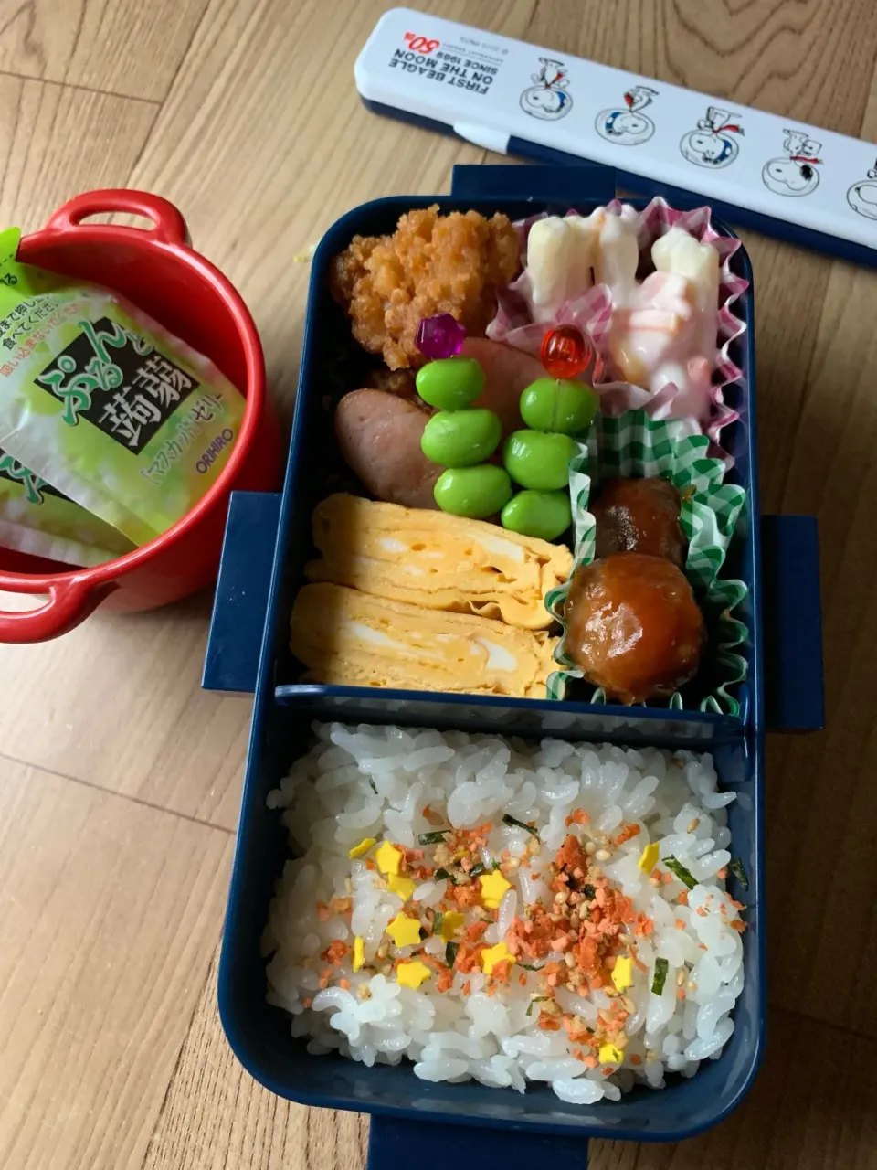 Snapdishの料理写真:頑張らない普通のご飯☆7/12お弁当
娘用お弁当…☔予報の体育祭🏃‍♀️
p(´∇｀)q ﾌｧｲﾄｫ~♪|あきさん