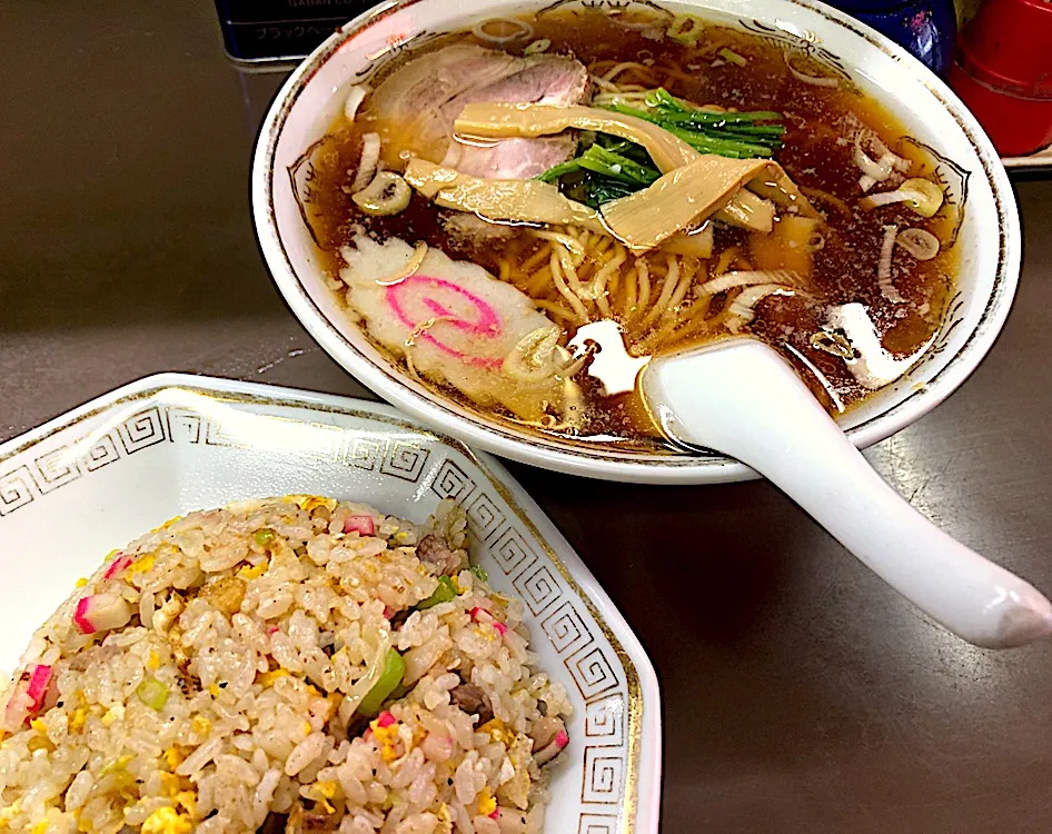 東武練馬の名店 飛鳥さん
半チャンラーメン|須佐 浩幸さん