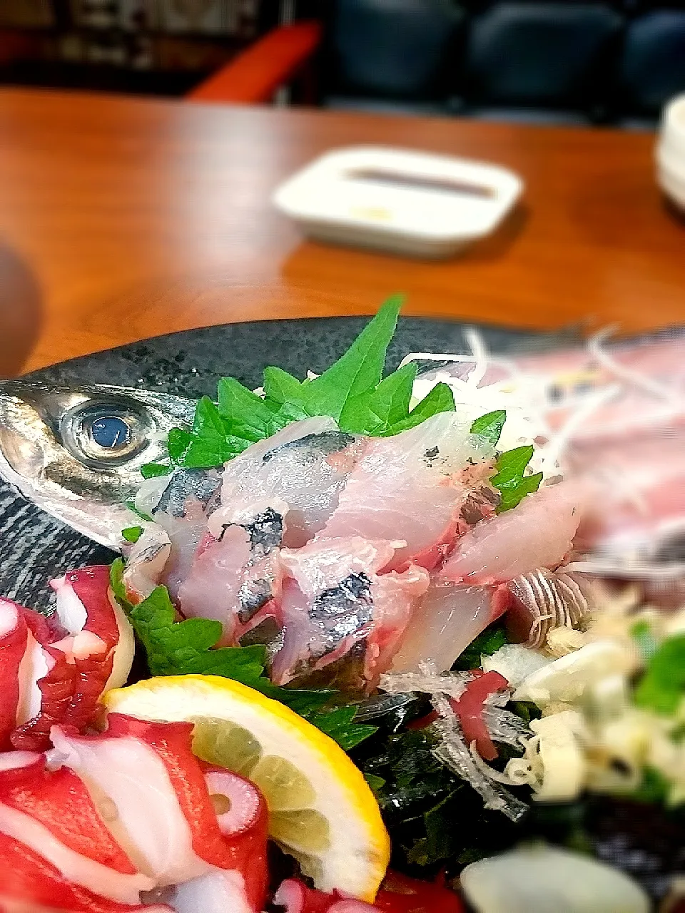 Snapdishの料理写真:刺身盛り合わせ|n.yさん