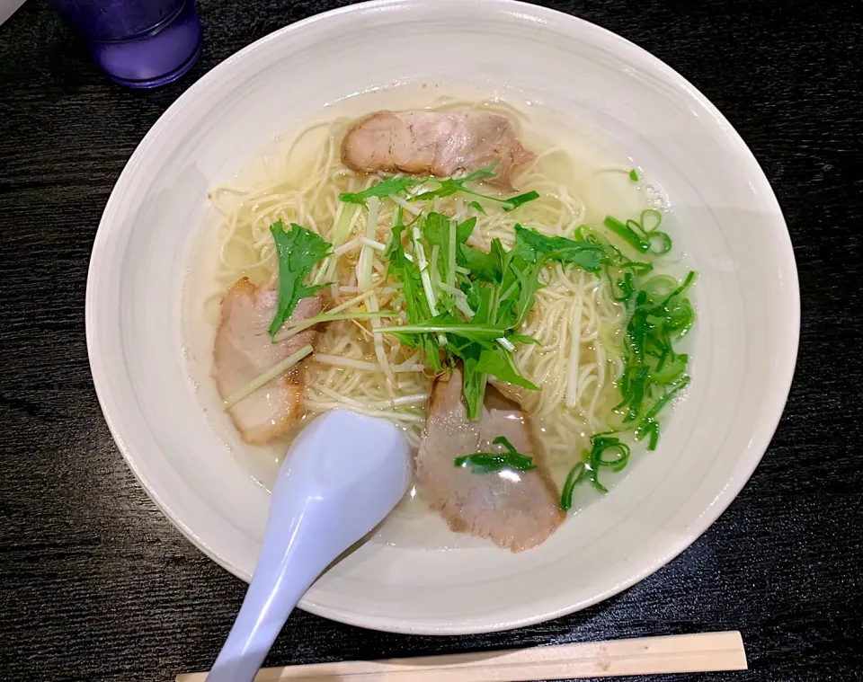 塩ラーメン

#ラーメン
#梅田|reoreoさん