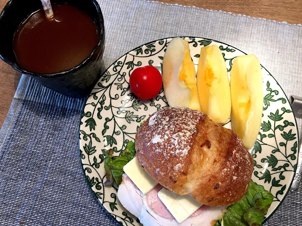 休日の朝食✨|はるさん