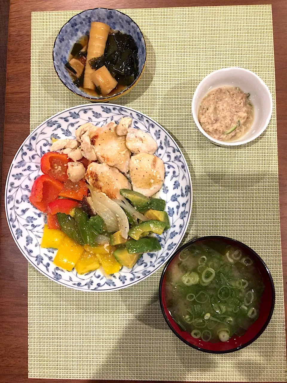 鶏むね肉と野菜の塩麹炒め|浜@ちゃんさん