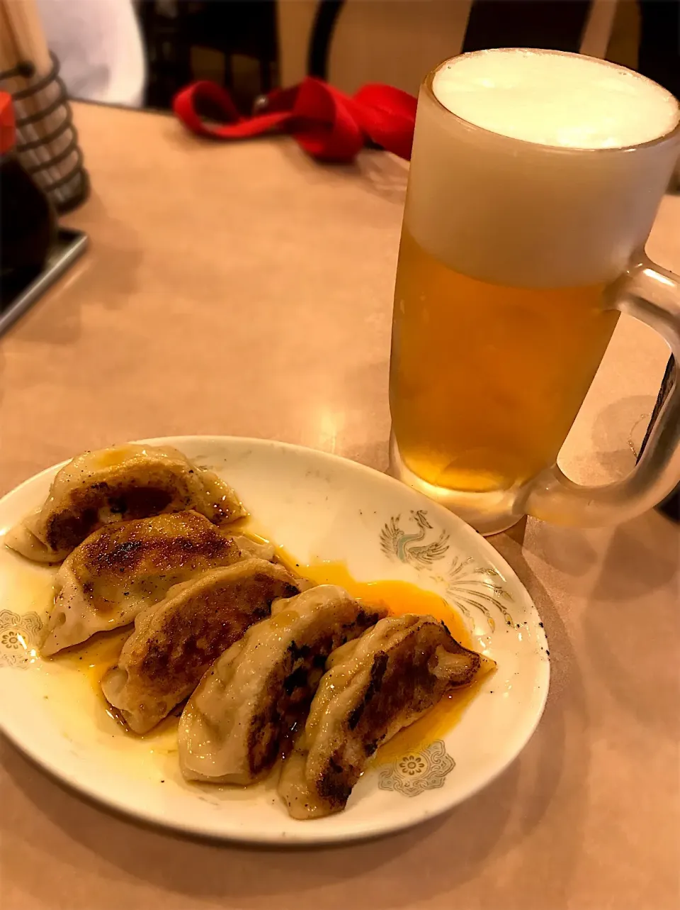 こんな暑い日は餃子にビールがうまい！@大興 上野御徒町|Mickeeさん