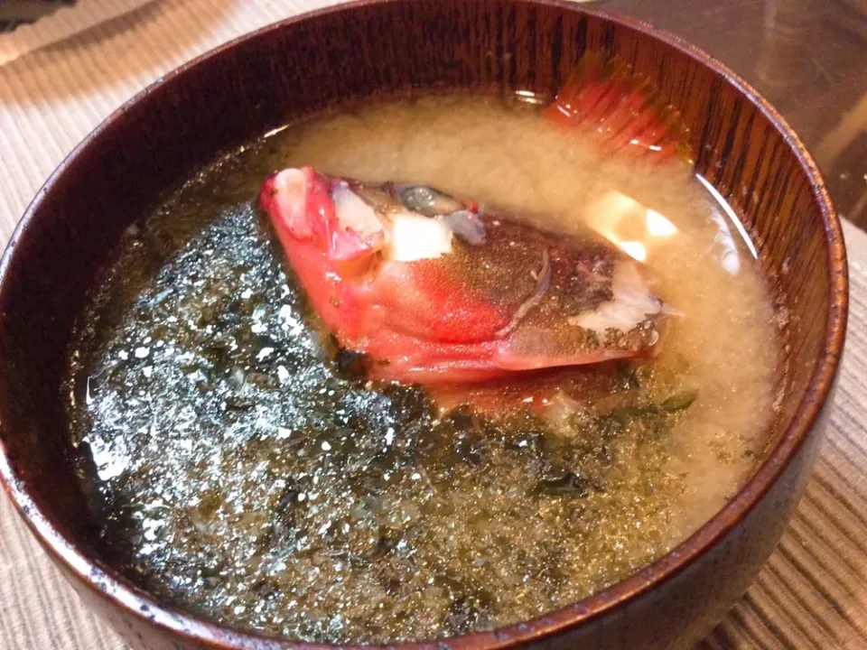 Snapdishの料理写真:ちょっと贅沢に（笑）アカハタさんのお味噌汁🐟😋|アライさんさん