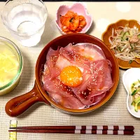 Snapdishの料理写真:生ハム丼|yuyuさん