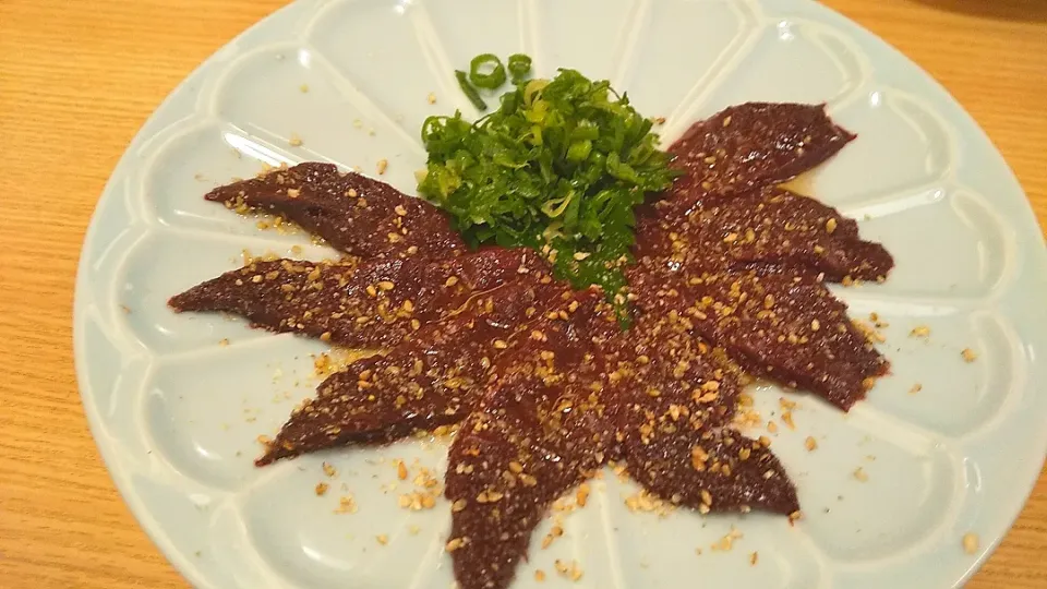 ☆今日の晩ごはん☆　レバー刺し??? 鮪の血合いのお刺身|hamamaさん