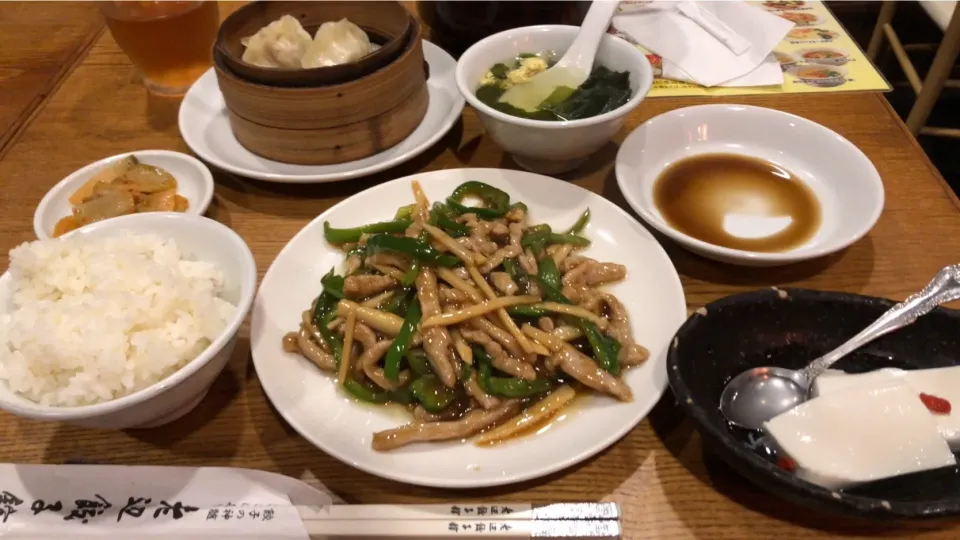 青椒肉絲セット  1,090円|おっちさん