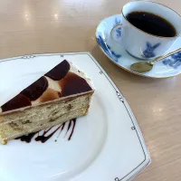 スーパーマンデリン
と、コーヒーのケーキ|hirolynさん