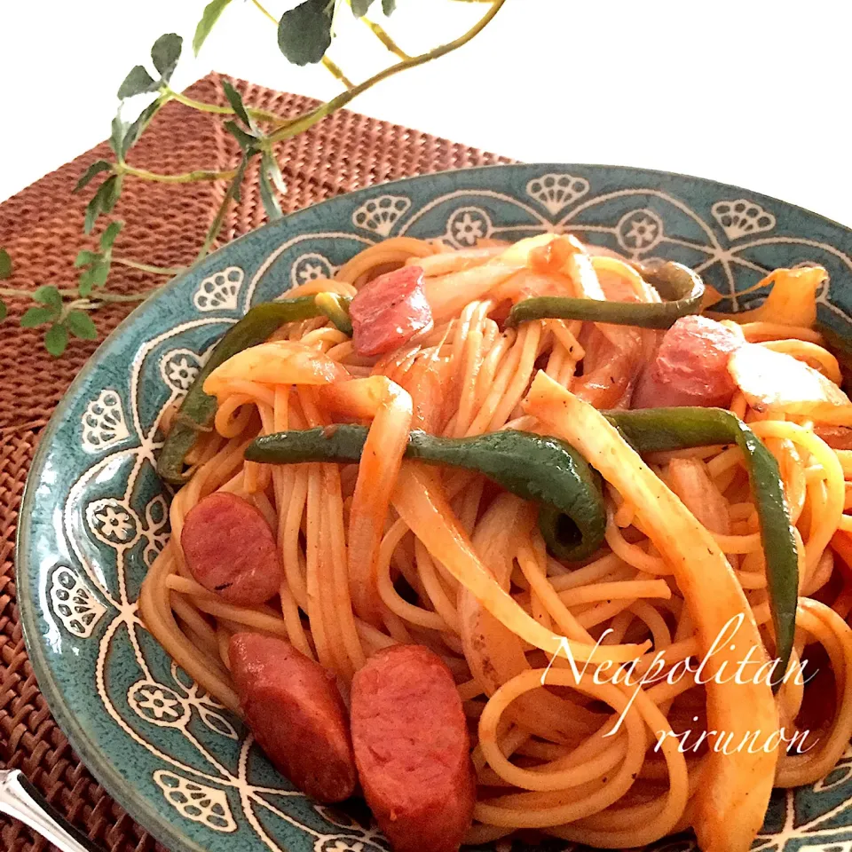 Snapdishの料理写真:喫茶店の味のナポリタン🍝|りるのんさん