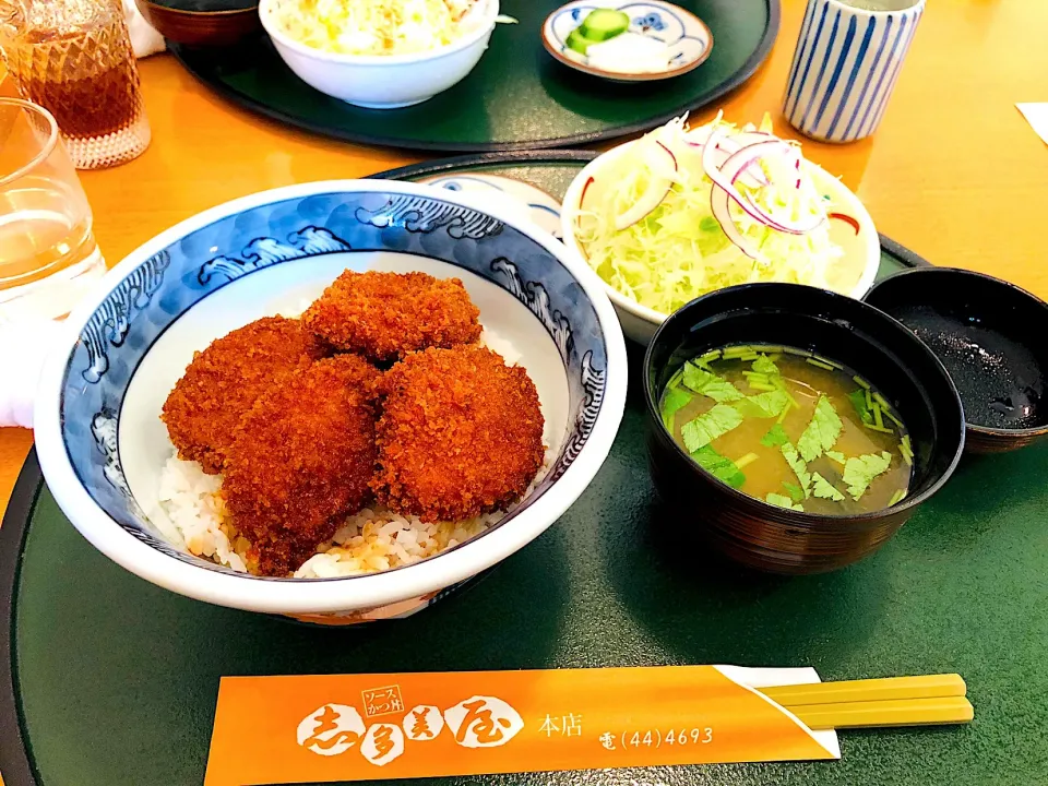 Snapdishの料理写真:ソースカツ丼|ののこさん