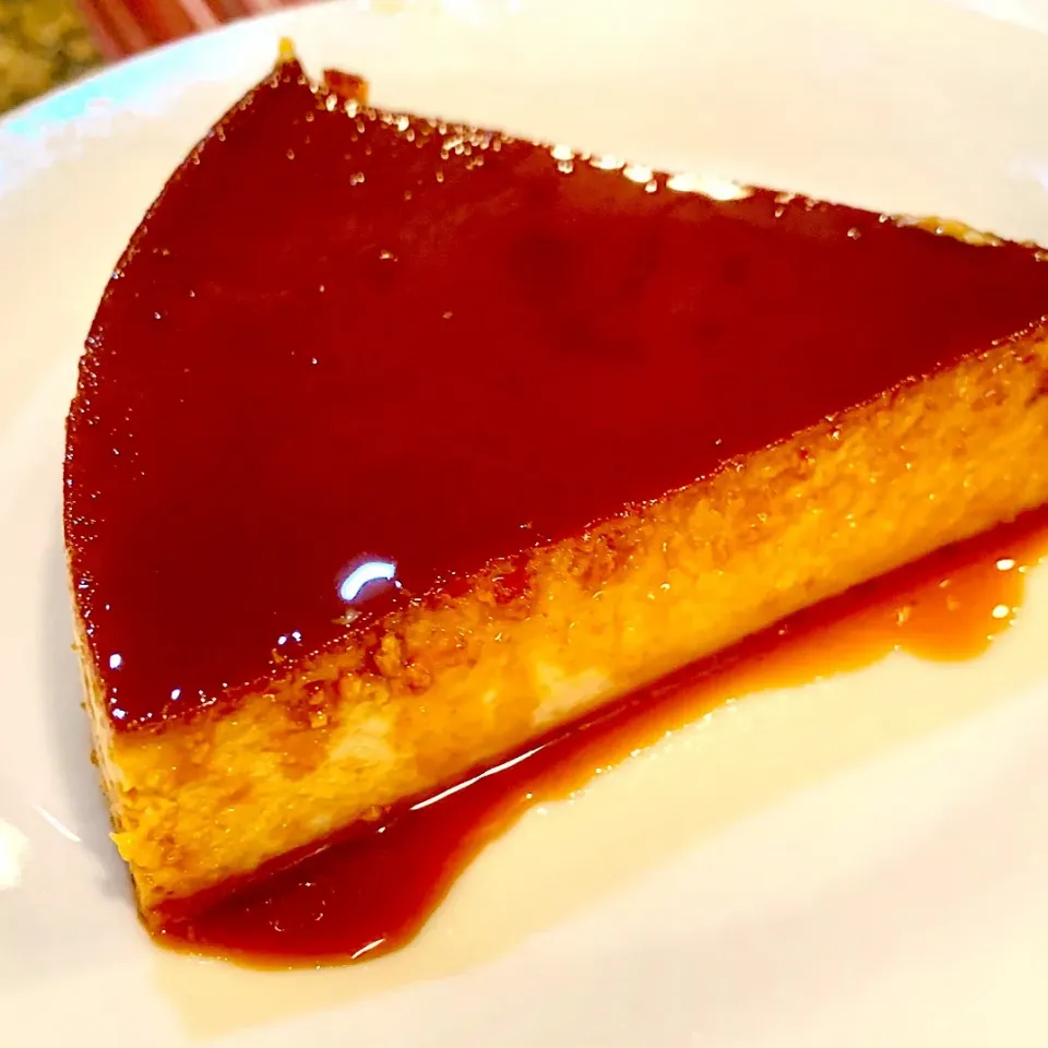 Cream Cheese Flan|Alma's Home Kitchenさん