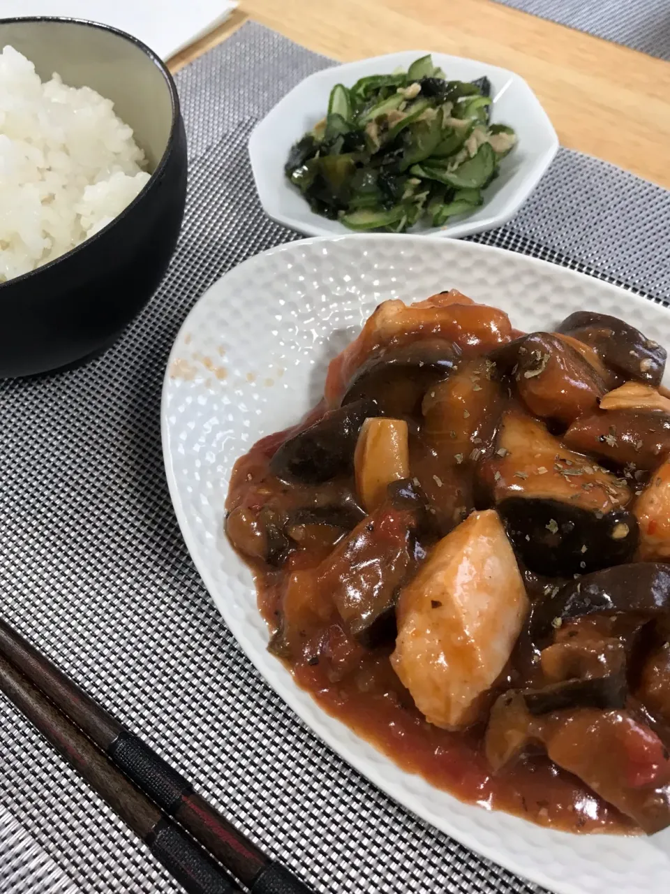 #鶏むね肉と茄子のトマト煮|ケイさん