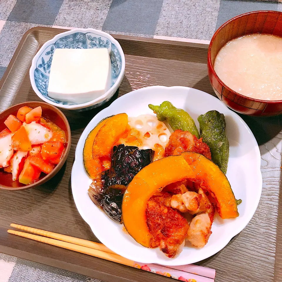 素揚げ野菜と鶏肉の黒酢ドレッシングがけ定食|haruyokoさん