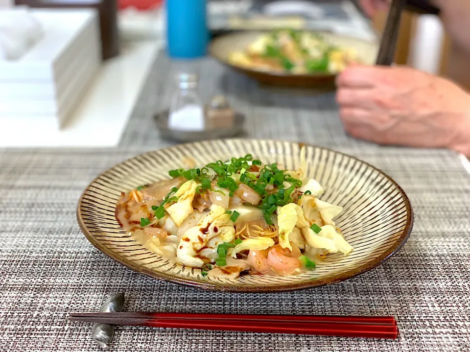 三連休最期のお昼ごはん。海鮮皿うどん。|yukiさん