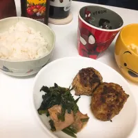 豆腐入りハンバーグとほうれん草の炒め物|ゆうさん