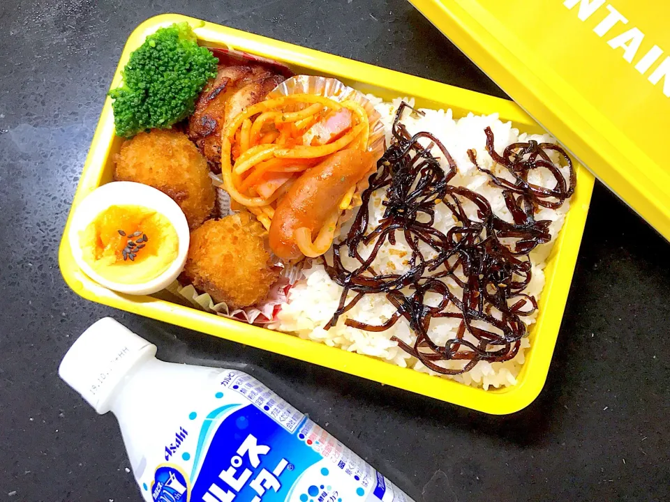 高校生男子今日のお弁当20190716 #から揚げ  #カニクリームコロッケ  #お弁当記録|mi♪さん