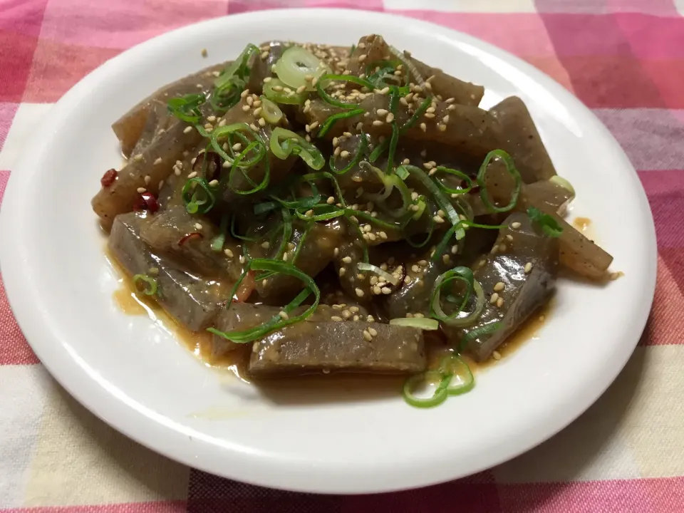 こんにゃくの胡麻味噌和え|ハルのただ飯さん