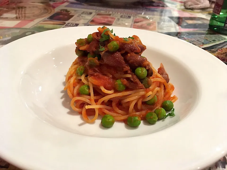 蛍烏賊とえんどう豆のトマトソース スパゲティ|こいちさん