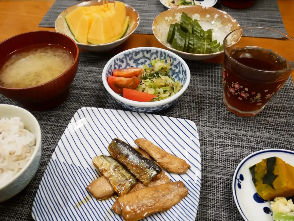 Snapdishの料理写真:19/07/16 夕飯♪ 秋刀魚蒲焼き|ikukoさん