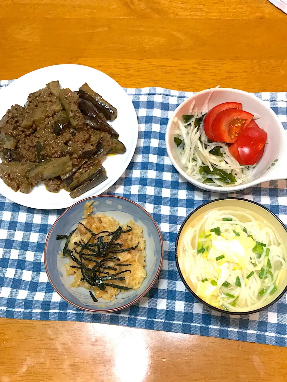 Snapdishの料理写真:肉味噌ナスと玉子にゅうめんと鶏めし|佐藤さん