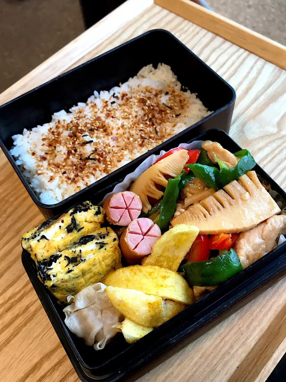 Snapdishの料理写真:豚肉のオイスター炒め弁当|二キィさん