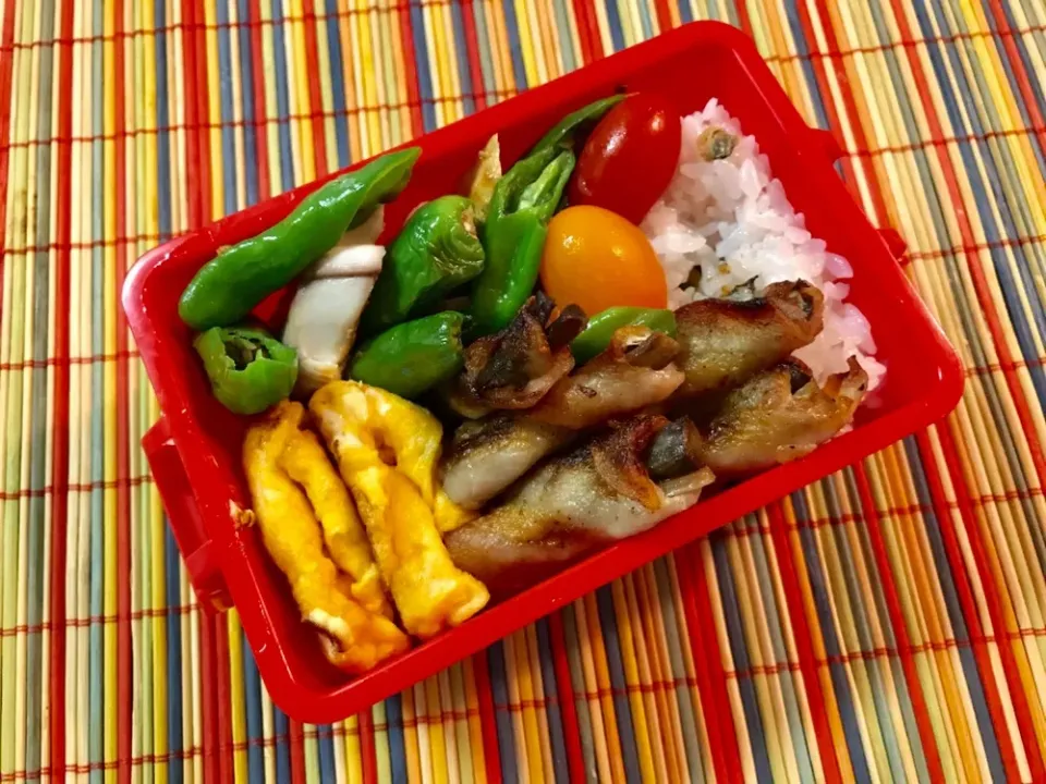 20190718🍱今日の自分弁当🍱
44歳最初の自分弁当。
あと何年🍱作るのかわからないけど、これからも健康に気を付けて過ごせるような🍱作りをしていけれればいいなぁ
 #自分弁当  #誕生日弁当  #いつものおかずたち  #いつものいただきますを楽しく|akiyo22さん