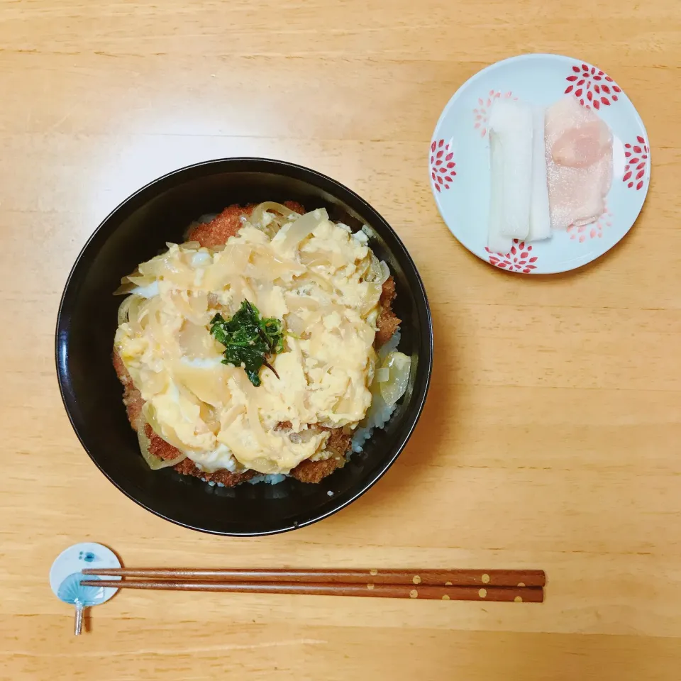 カツ丼🥢|ちゃみこさん