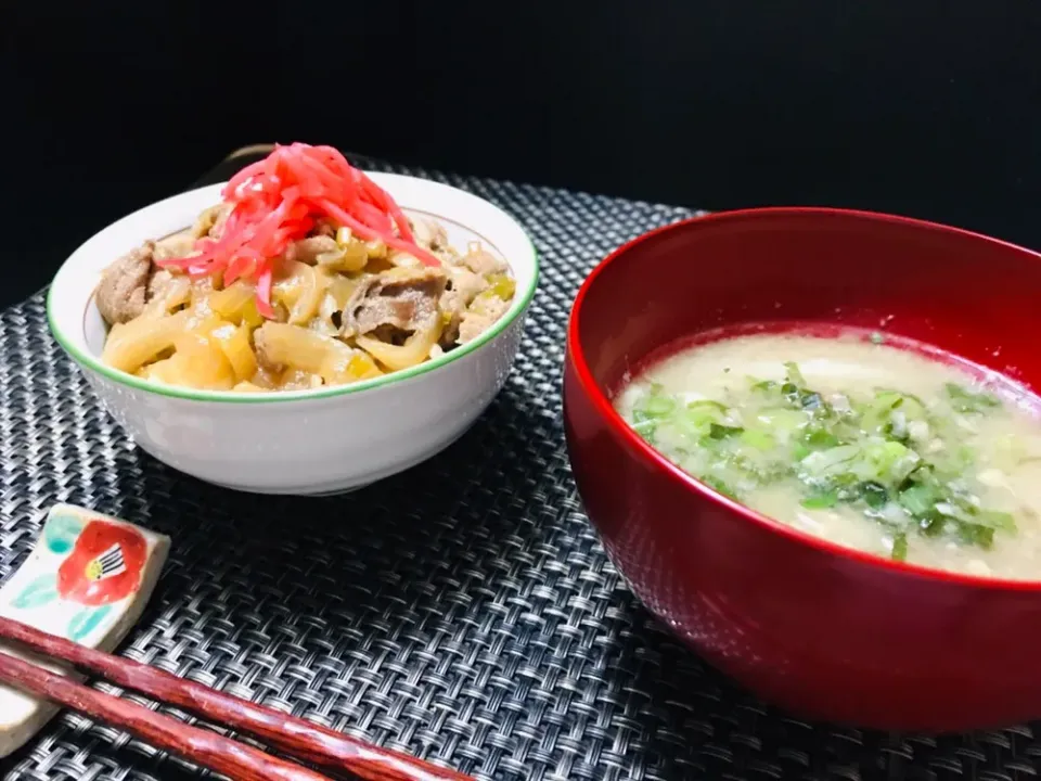 朝から豚丼！&、お味噌汁！(#^.^#)|イチロッタさん