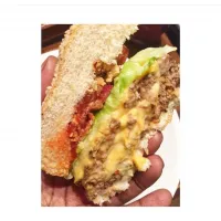 Snapdishの料理写真:Stuffed Cheeseburger..
#stuffedcheeseburger #burger

Credit: Made By Me|FoodieJunkeyzさん