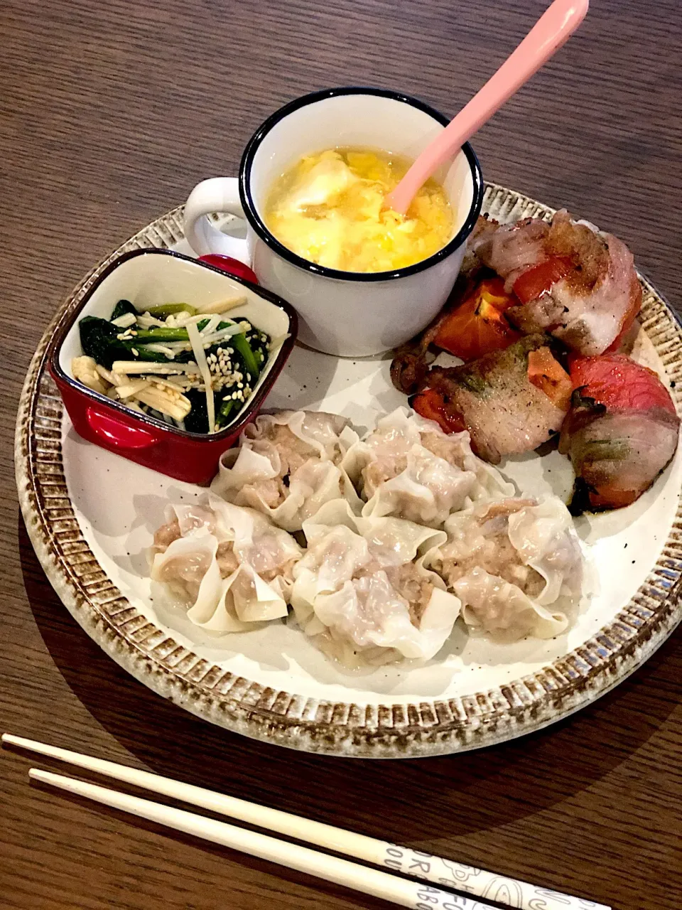 Snapdishの料理写真:#晩ご飯#焼売#トマトの豚巻き#中華コーンスープ #ほうれん草とえのきのおひたし|natsu727さん