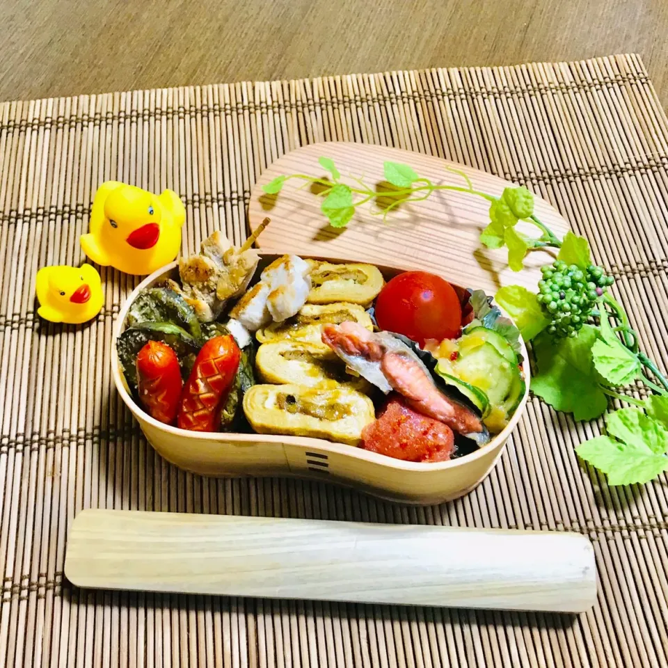 Snapdishの料理写真:煮穴子の出汁巻き海苔弁|nailsbayさん