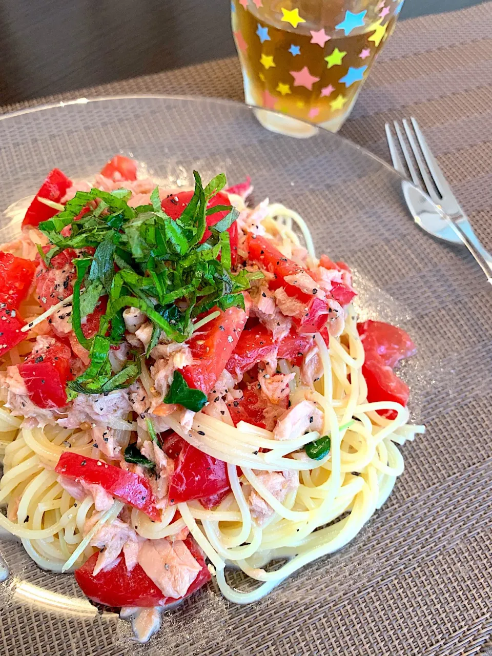 Snapdishの料理写真:トマトとツナの冷製パスタ♡|ゆきりん。さん