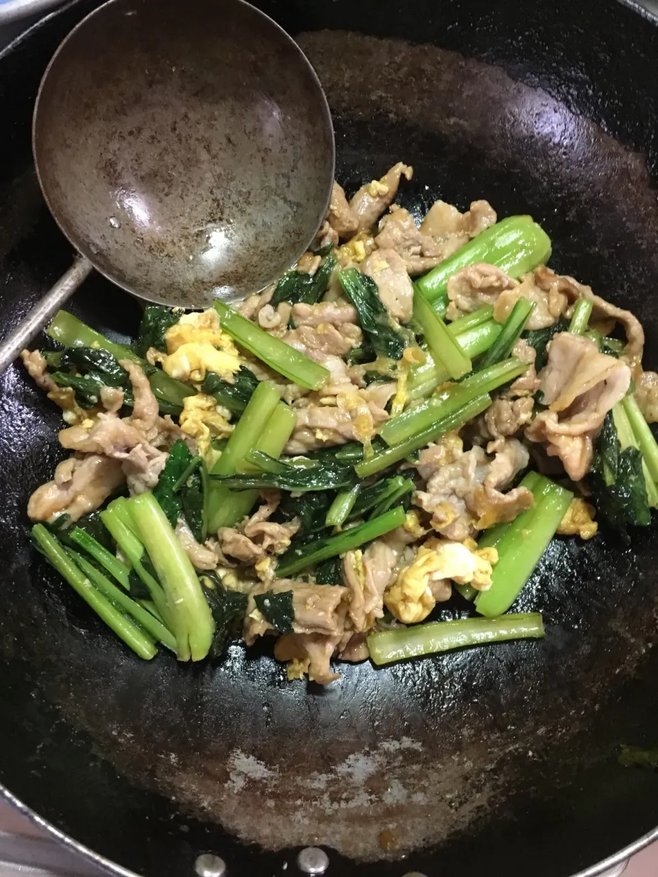 小松菜と豚肉とふわふわ玉子の炒めもの|なおさん