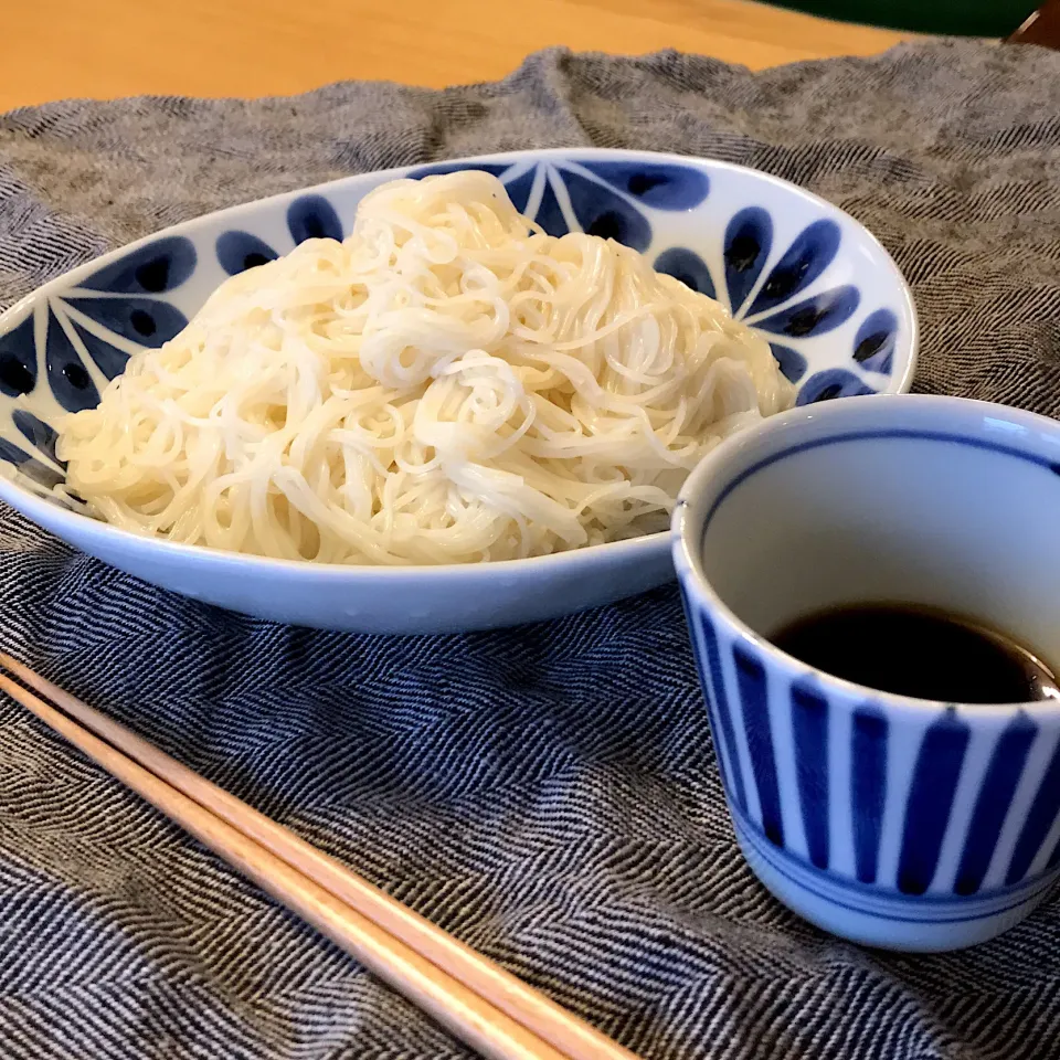 茹でるのが暑いので、これはこれで手間がかかるそうめん。晩ごはん。|しゅうとうさんさん