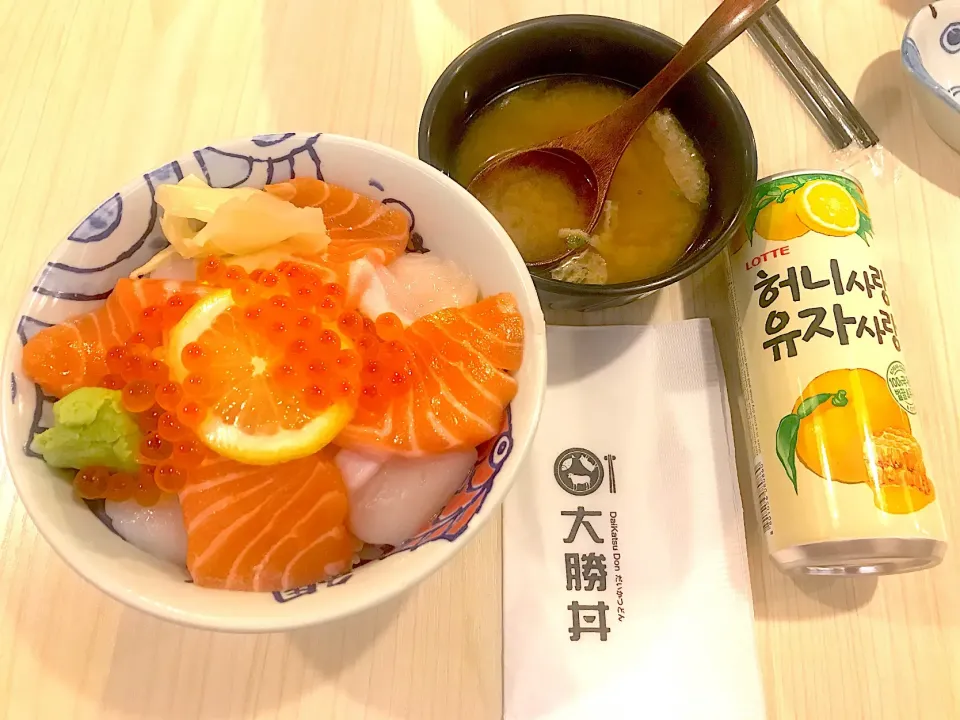 Salmon and scallops don|Sky Blueさん