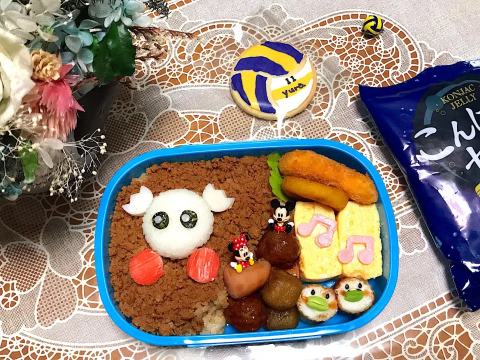 Snapdishの料理写真:2019.7.20の娘部活は鶏そぼろバボちゃん弁当🍀|makoさん