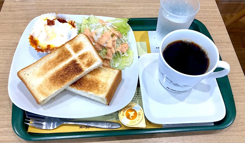 仕事に行く前にモーニングプレート☕️#モスバーガー|Hi-Niさん