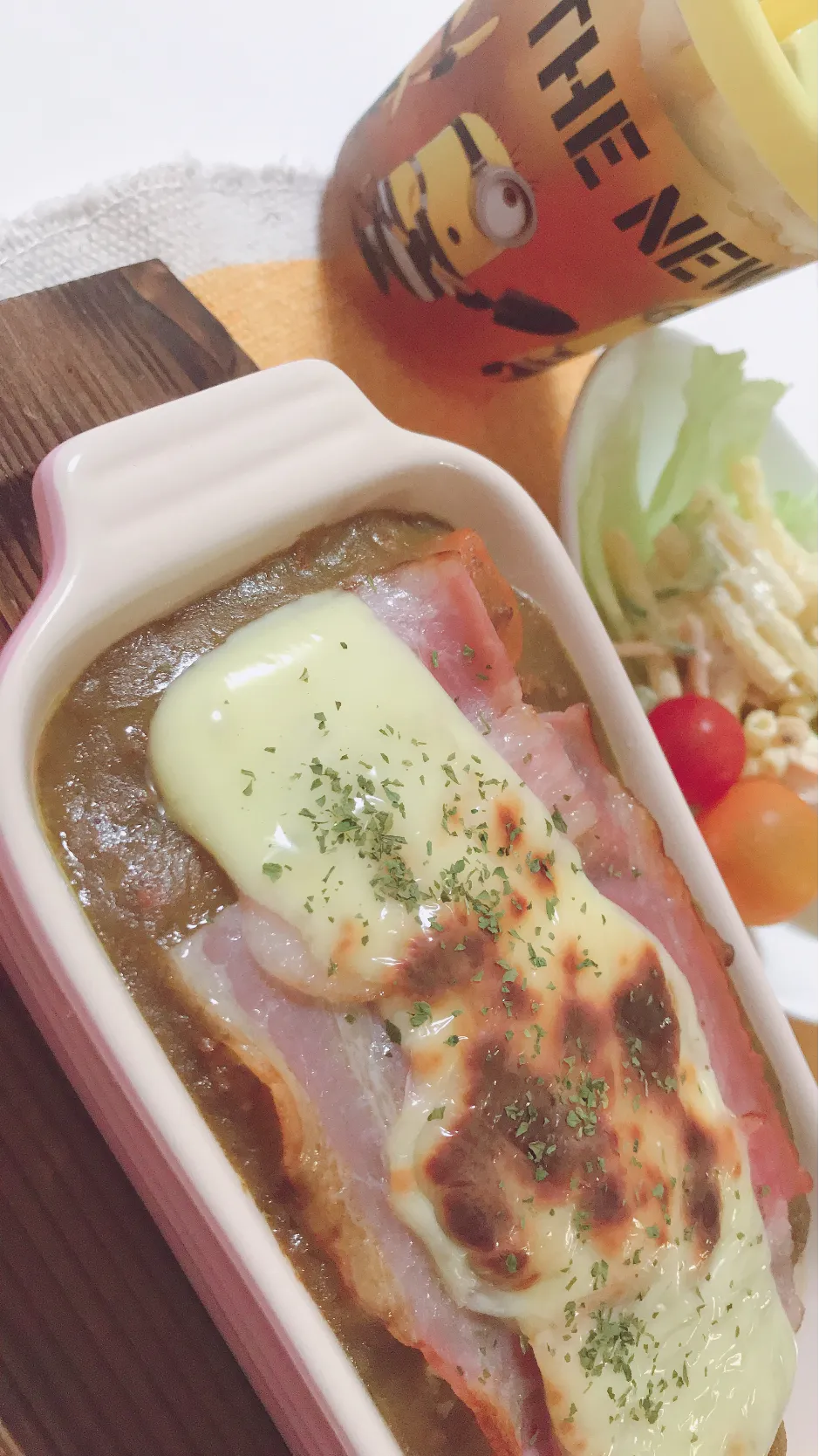 カレー🍛の次の日は焼きカレー🍛マカロニサラダ🥗も昨日からスライド笑笑手抜き笑笑|ゆきさん