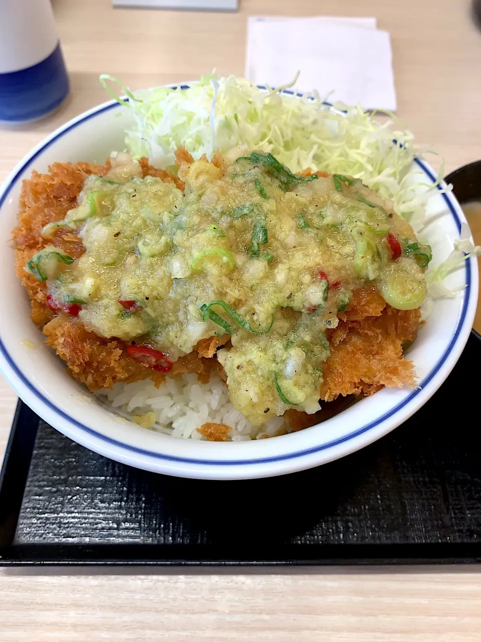 夏のさっぱりまぐろカツ丼|るみおんさん