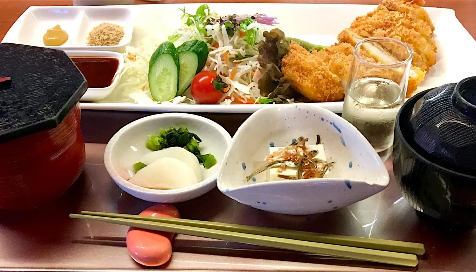 薩摩黒豚ロースカツ定食|mottoさん