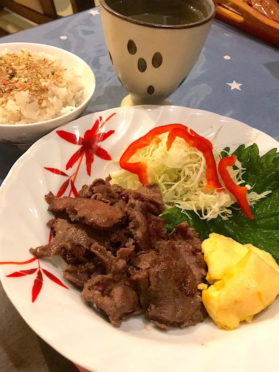 Snapdishの料理写真:牛タン焼肉  だし巻き卵|ch＊K*∀o(^^*)♪さん