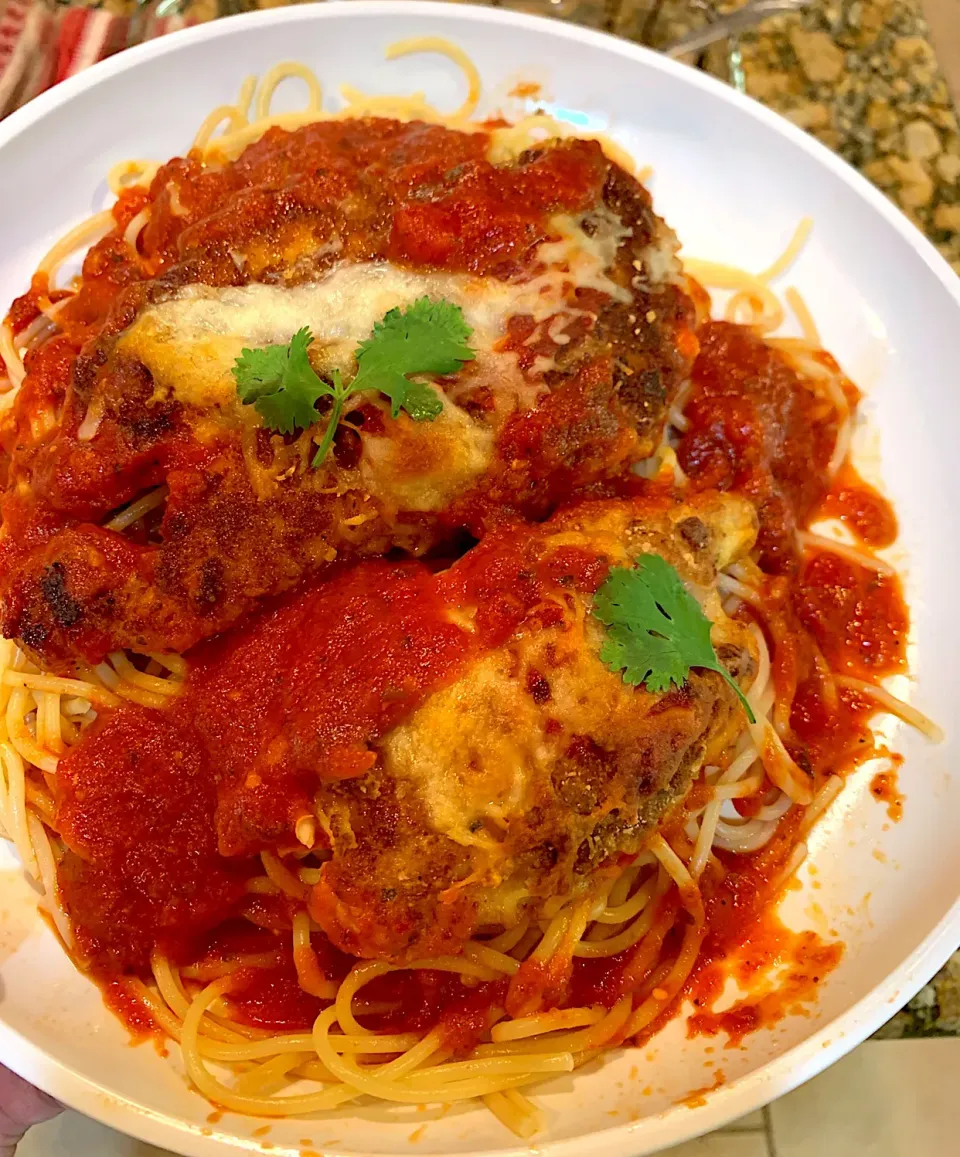 Easy Baked Chicken Parmesan with Homemade Marinara Sauce.|Alma's Home Kitchenさん