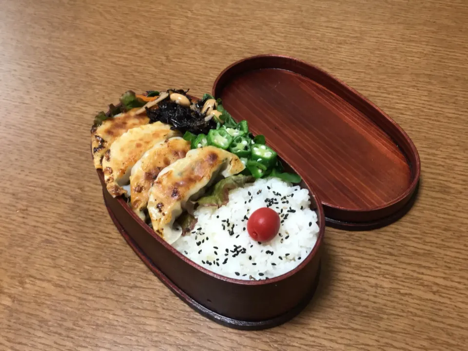 餃子弁当☆|やまさんさん