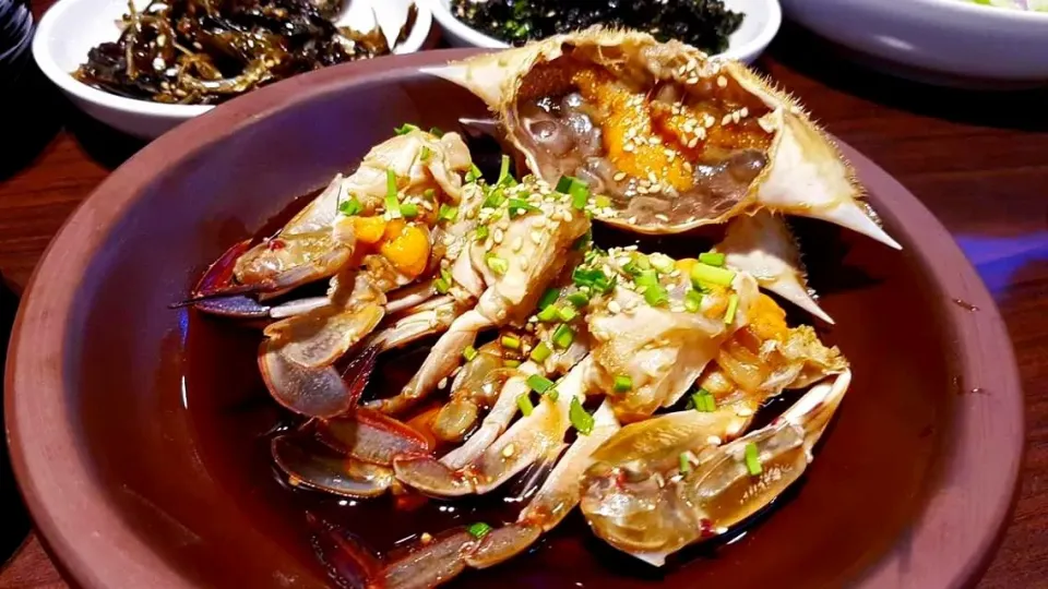 marinated raw crab|steven z.y.さん