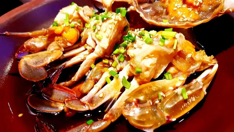 marinated raw crab|steven z.y.さん